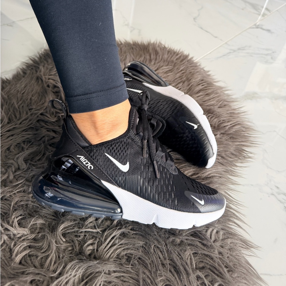 Nike Air Max 270